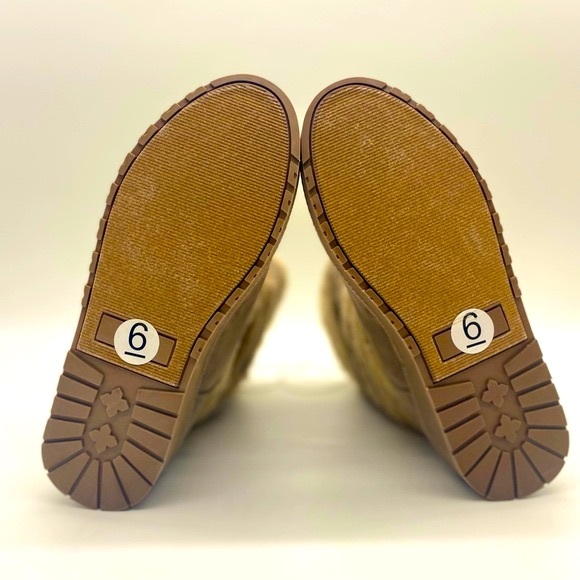 Women's London Fog LFW-Cozy Taupe
Beige Fur Collared Ankle Boots Size 6 - Picture 10 of 16